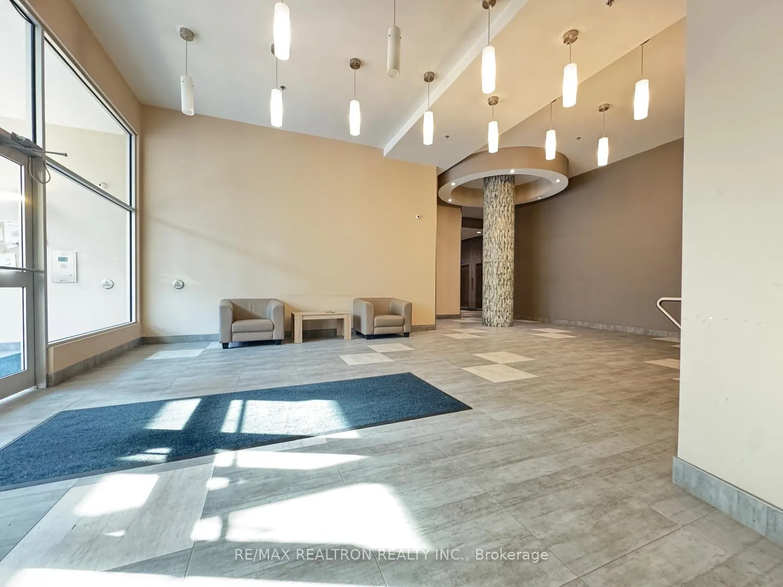 Photo 4 of Unit 719, 280 Lester Street, Waterloo, Downtown Waterloo — HOMEH