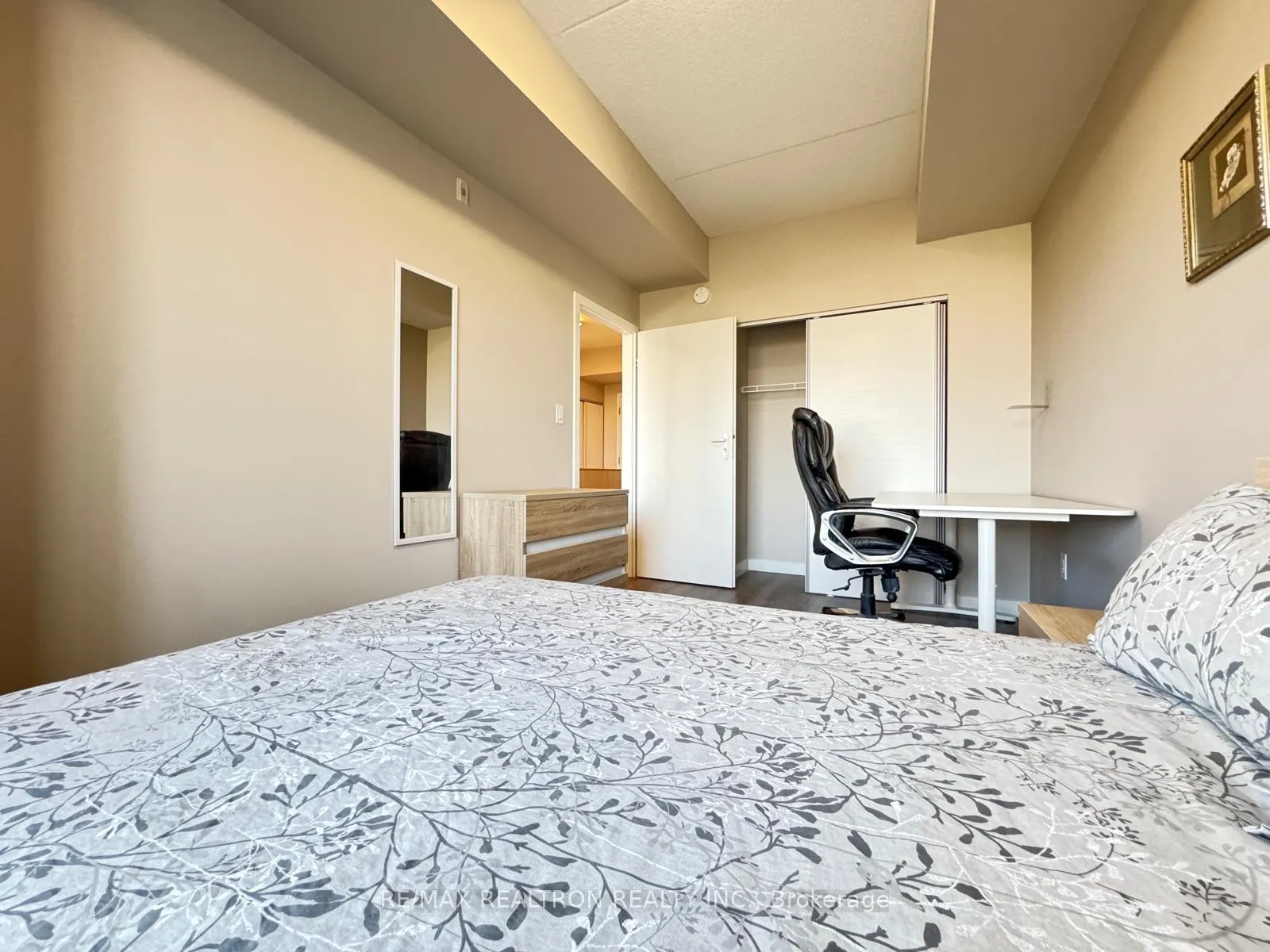 Photo 7 of Unit 719, 280 Lester Street, Waterloo, Downtown Waterloo — HOMEH