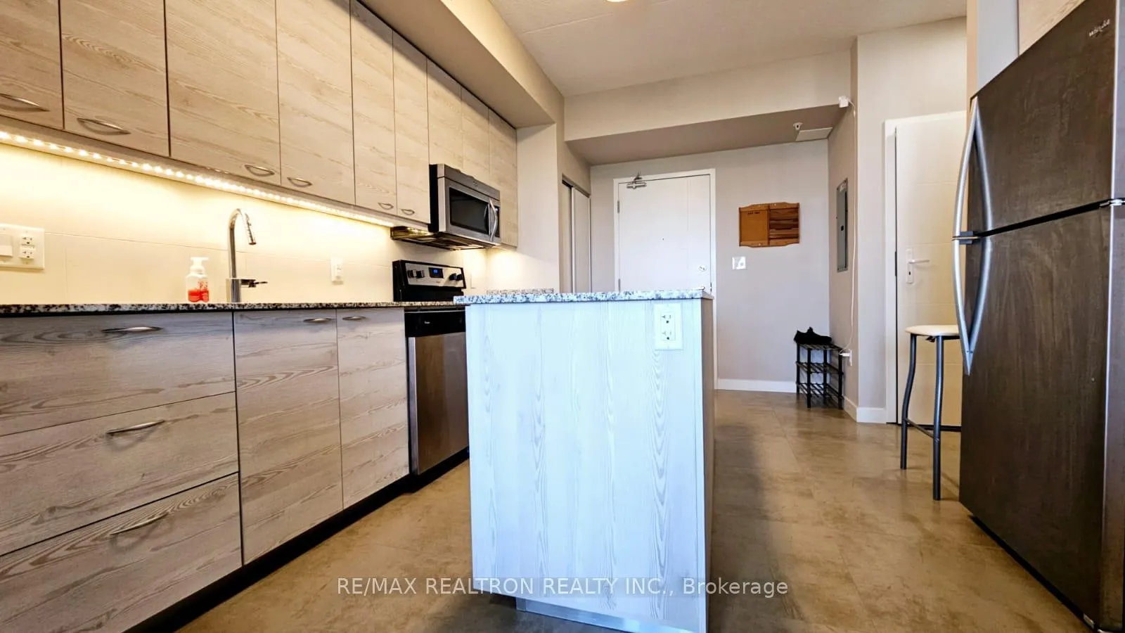 Photo 33 of Unit 719, 280 Lester Street, Waterloo, Downtown Waterloo — HOMEH