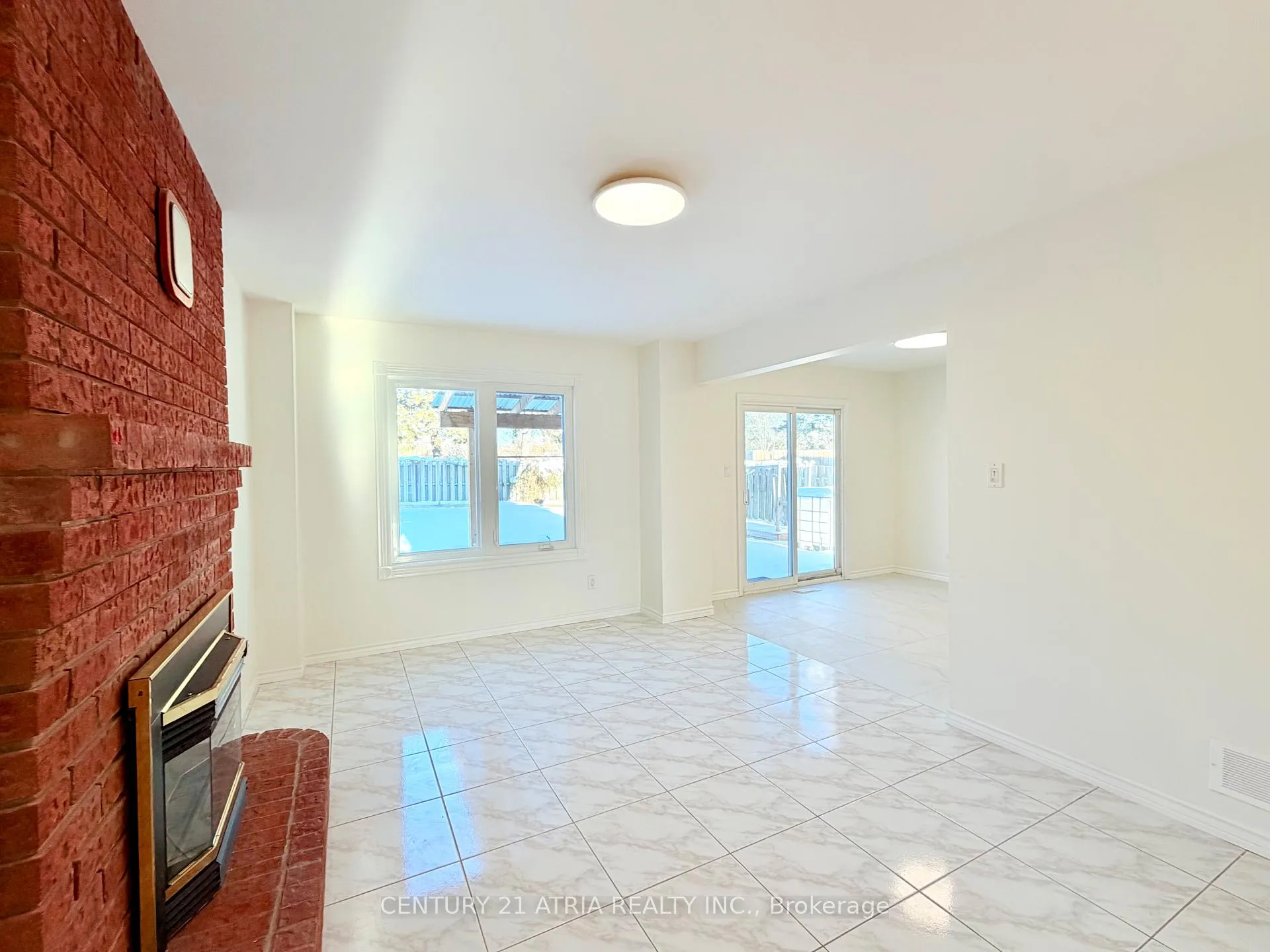 Photo 11 of 72 Bendamere Crescent, Markham, Raymerville — HOMEH