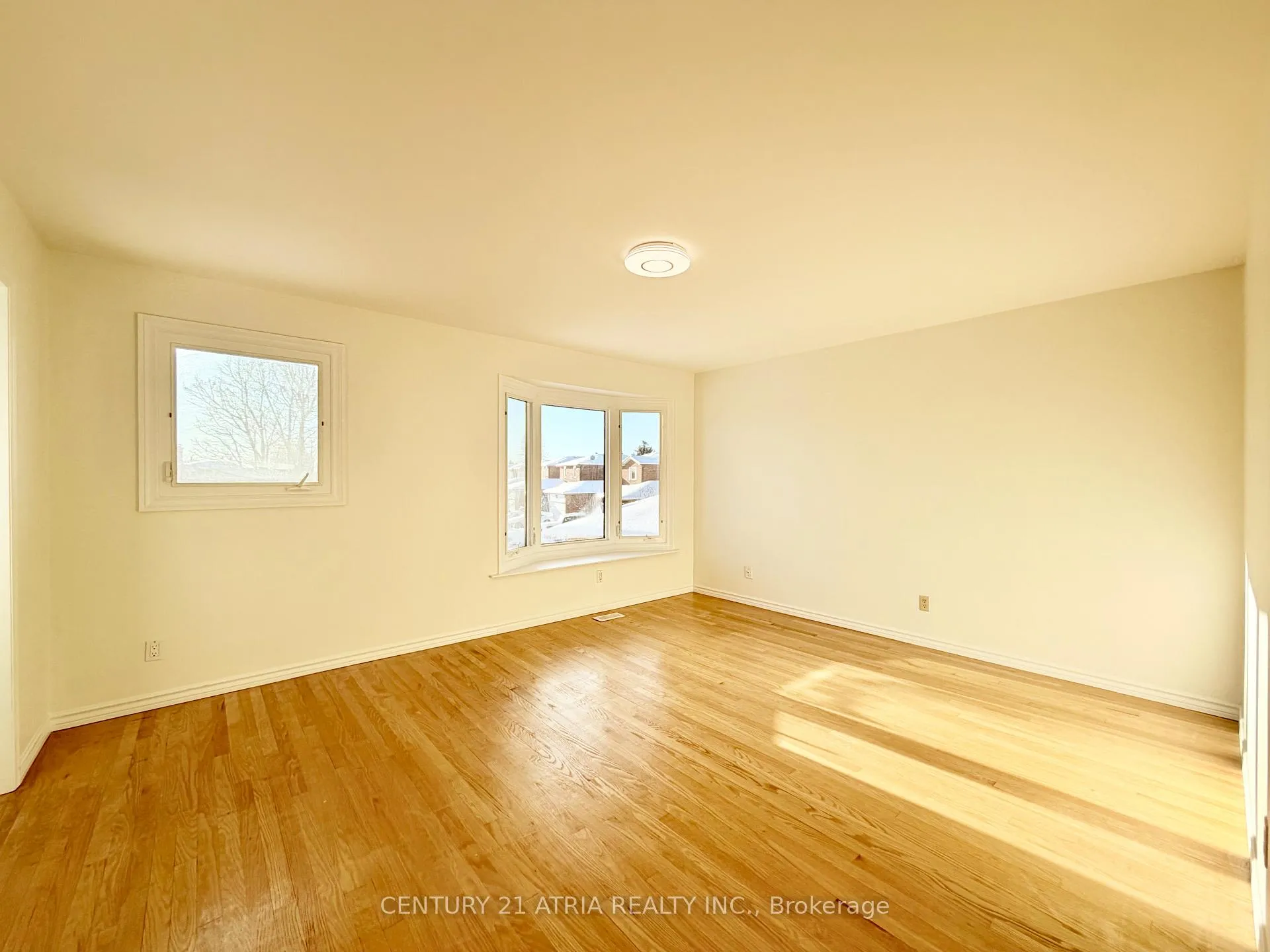 Photo 21 of 72 Bendamere Crescent, Markham, Raymerville — HOMEH