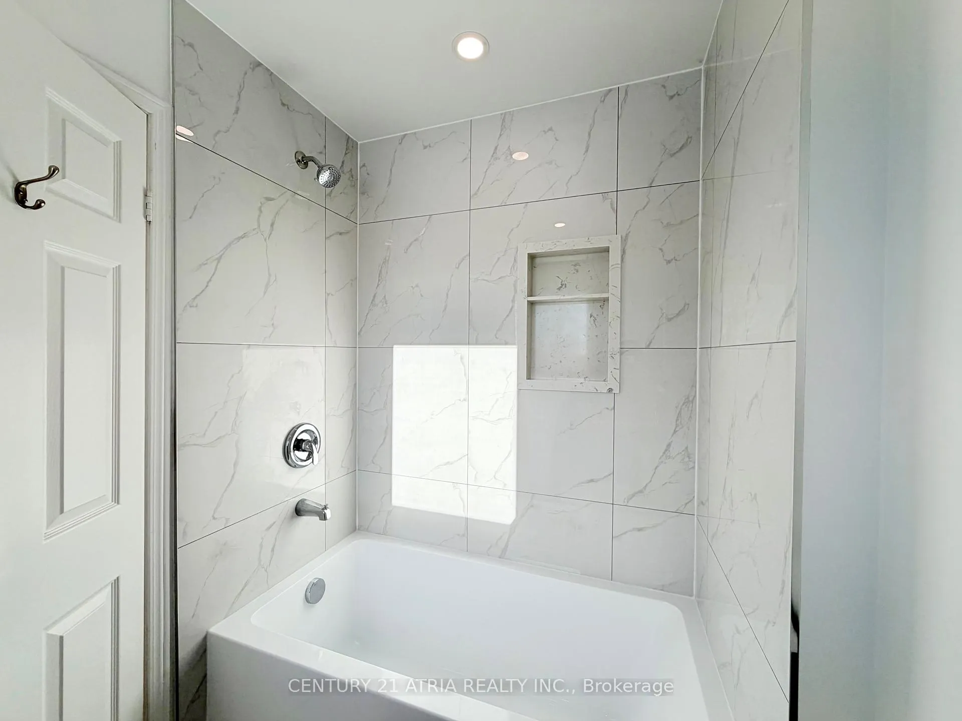 Photo 24 of 72 Bendamere Crescent, Markham, Raymerville — HOMEH