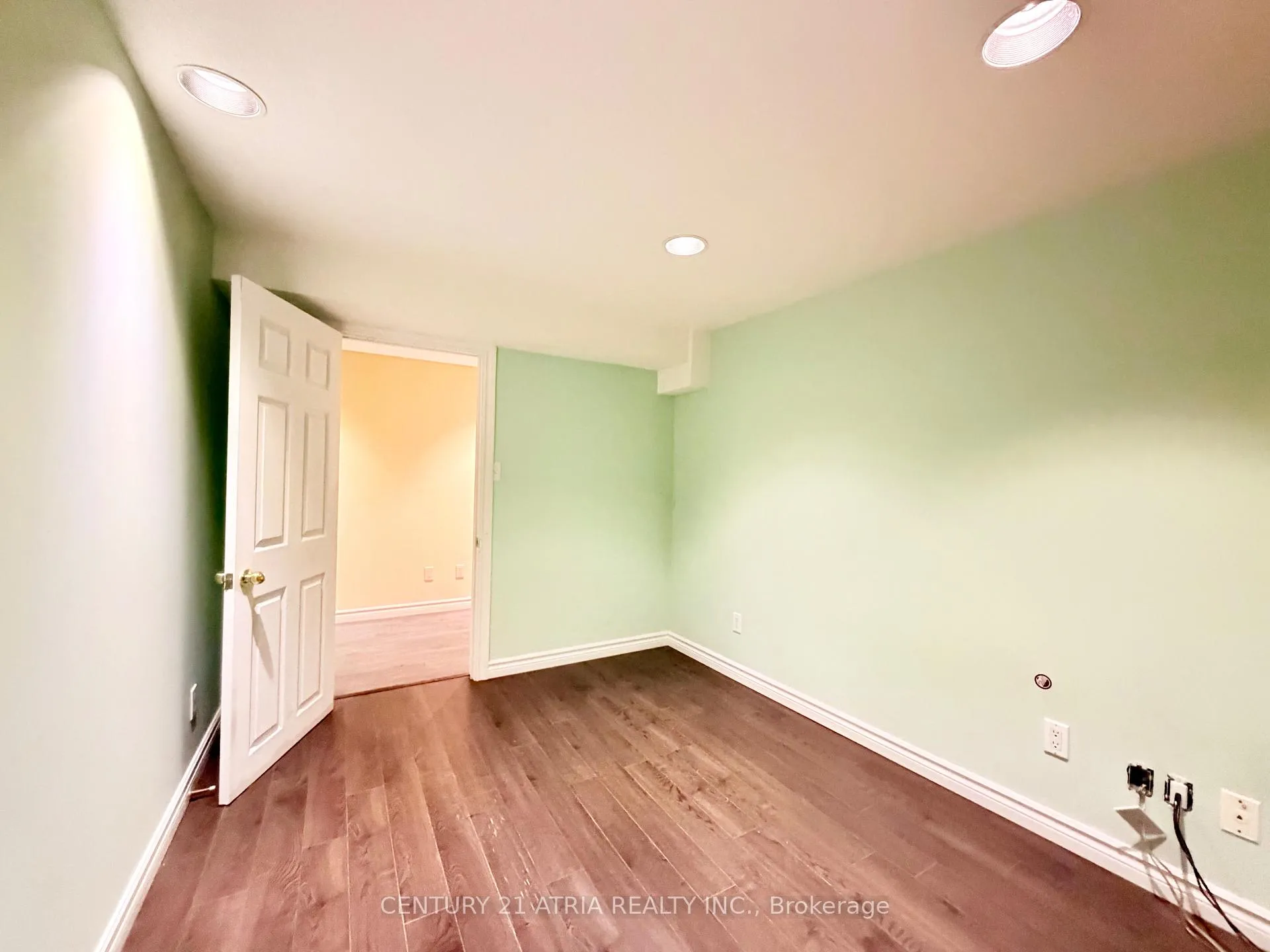 Photo 40 of 72 Bendamere Crescent, Markham, Raymerville — HOMEH