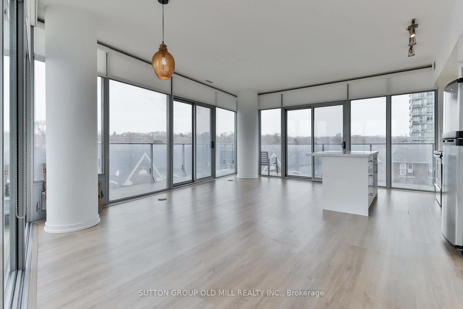 Photo 2 of Unit 414, 103 The Queensway Avenue, Toronto, High Park-Swansea — HOMEH