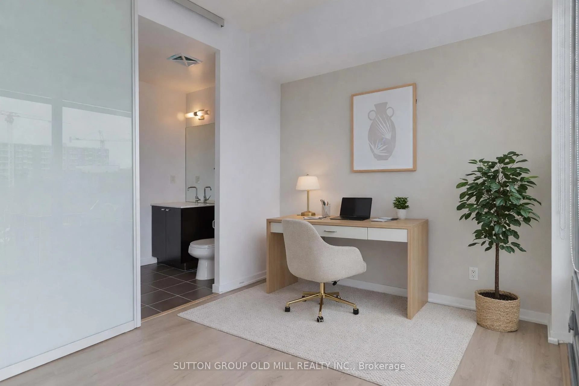 Photo 9 of Unit 414, 103 The Queensway Avenue, Toronto, High Park-Swansea — HOMEH