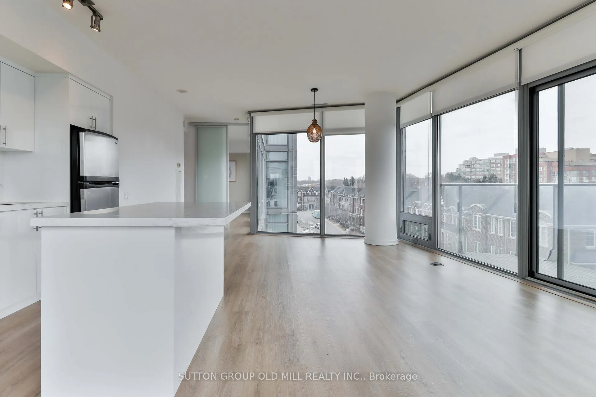 Photo 15 of Unit 414, 103 The Queensway Avenue, Toronto, High Park-Swansea — HOMEH
