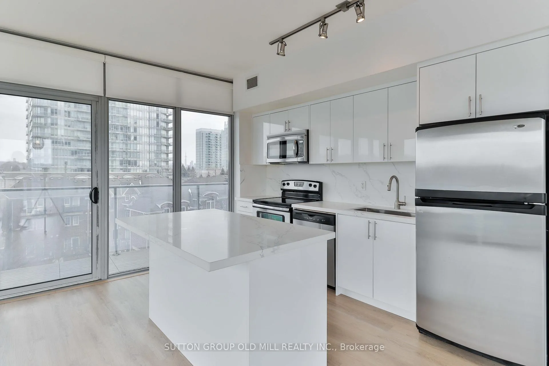 Photo 18 of Unit 414, 103 The Queensway Avenue, Toronto, High Park-Swansea — HOMEH