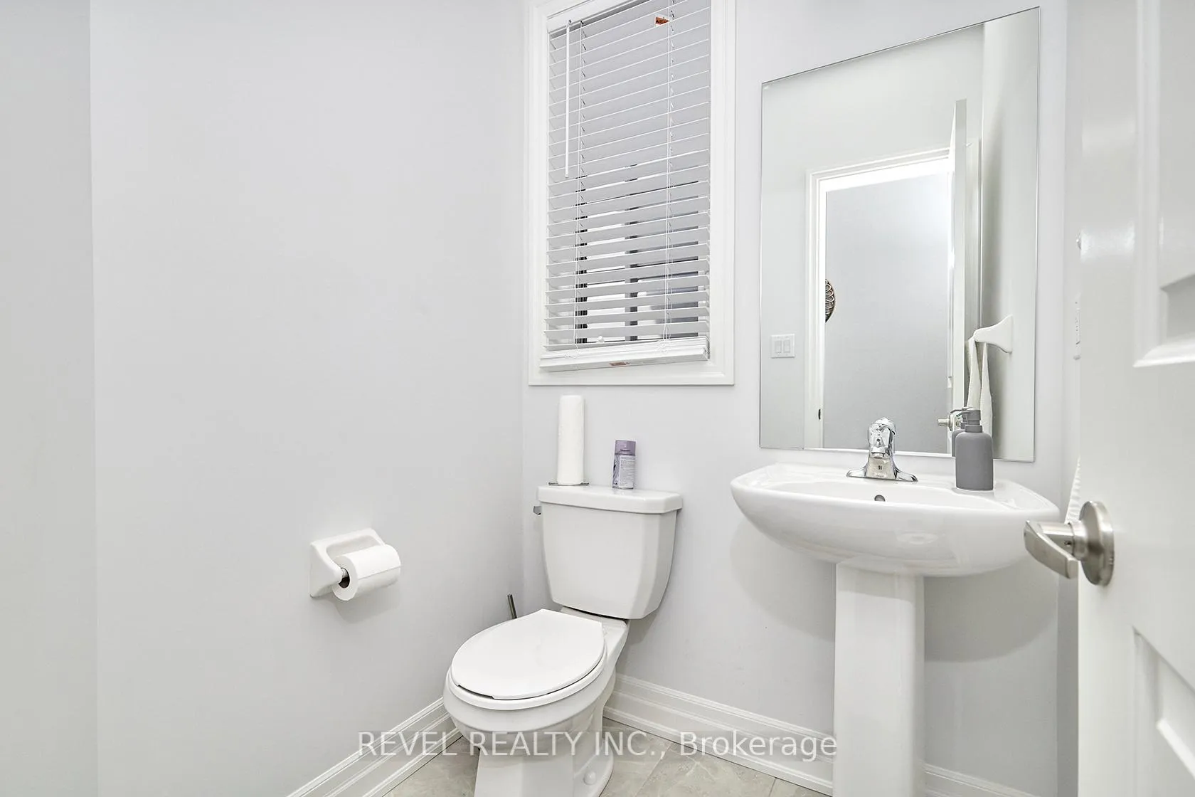 Photo 12 of 33 Wood Crescent, Essa, Angus — HOMEH
