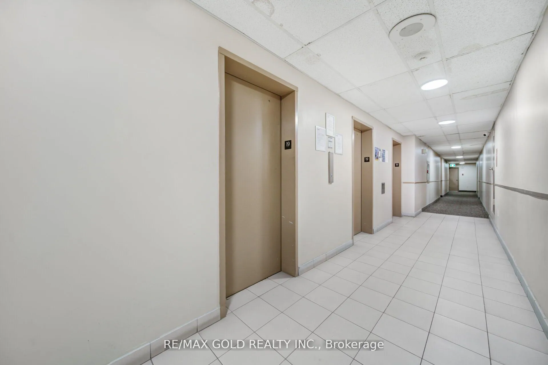 Photo 5 of Unit 1905, 21 Knightsbridge Road, Brampton, Queen Street Corridor — HOMEH
