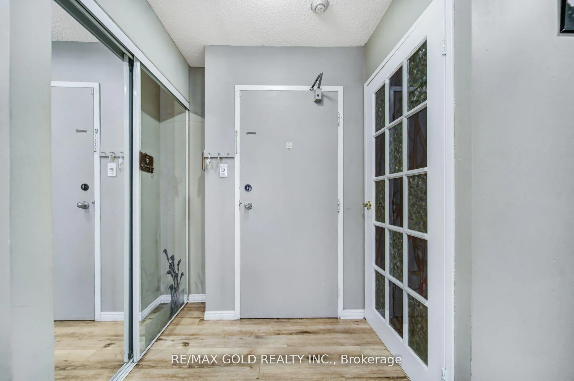 Photo 6 of Unit 1905, 21 Knightsbridge Road, Brampton, Queen Street Corridor — HOMEH