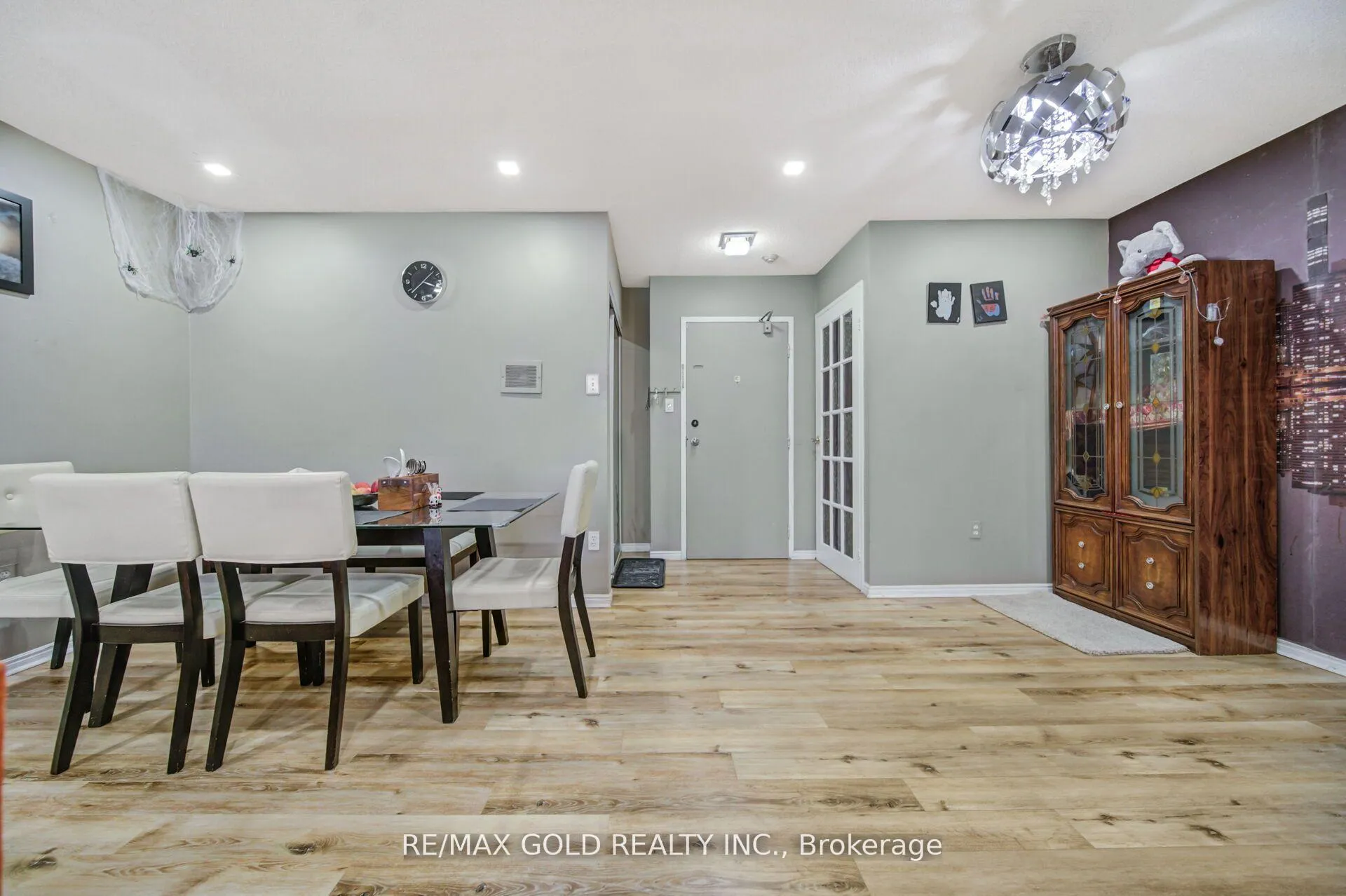 Photo 7 of Unit 1905, 21 Knightsbridge Road, Brampton, Queen Street Corridor — HOMEH