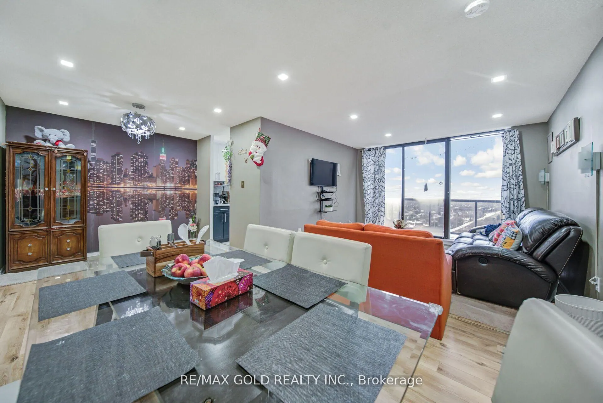 Photo 15 of Unit 1905, 21 Knightsbridge Road, Brampton, Queen Street Corridor — HOMEH