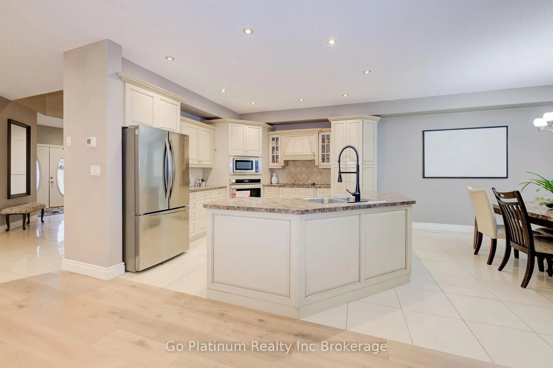 Photo 15 of 45 Poldon Drive, Norwich, Norwich Town — HOMEH