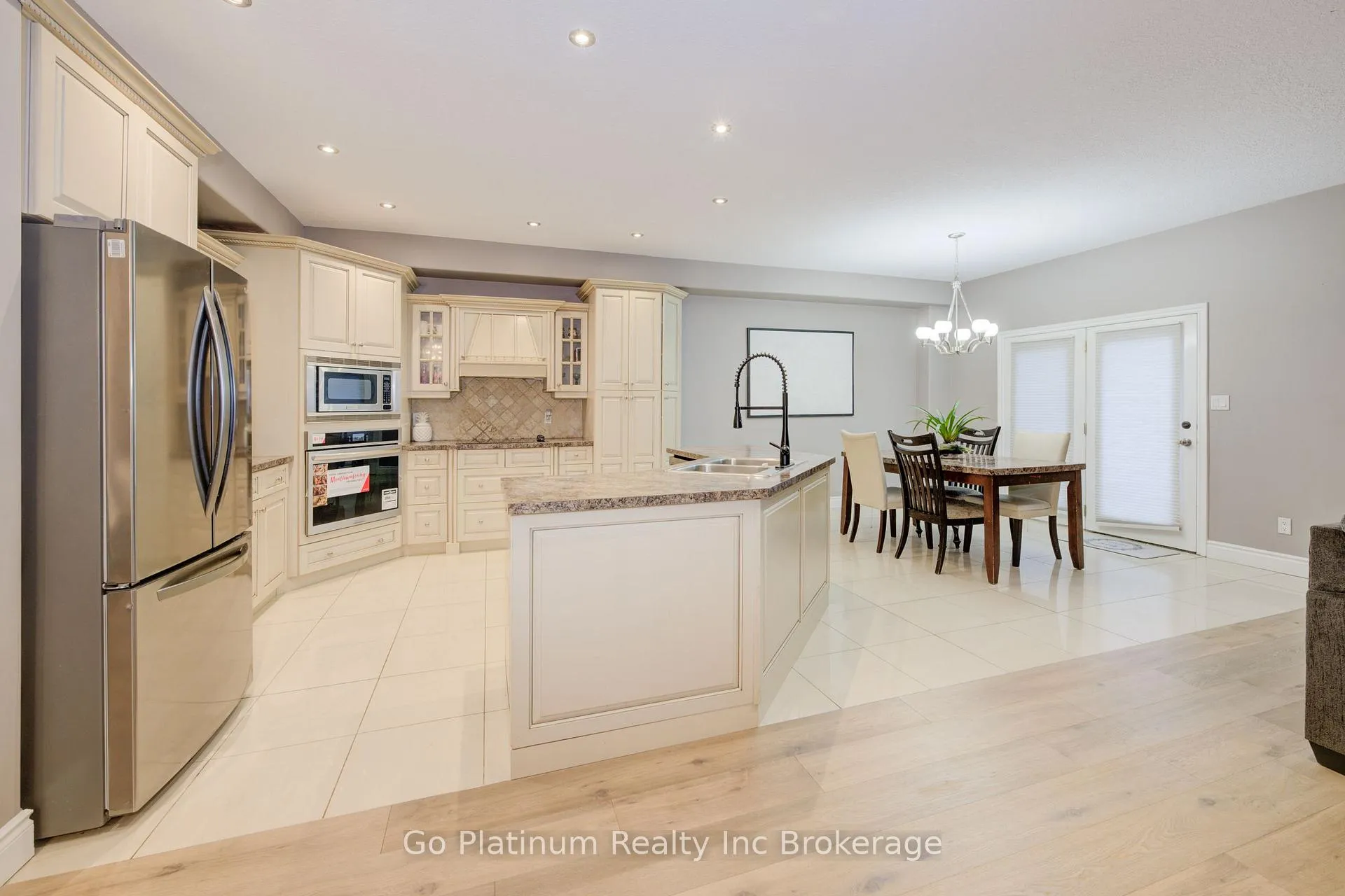 Photo 17 of 45 Poldon Drive, Norwich, Norwich Town — HOMEH