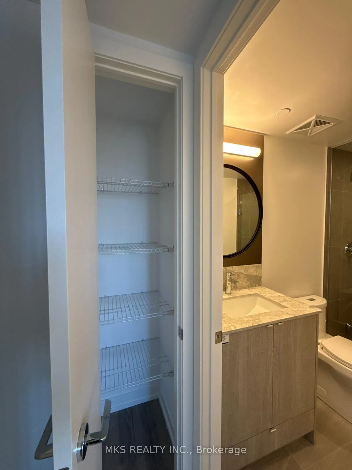 Photo 9 of Unit 1808, 771 Yonge Street, Toronto, The Annex — HOMEH