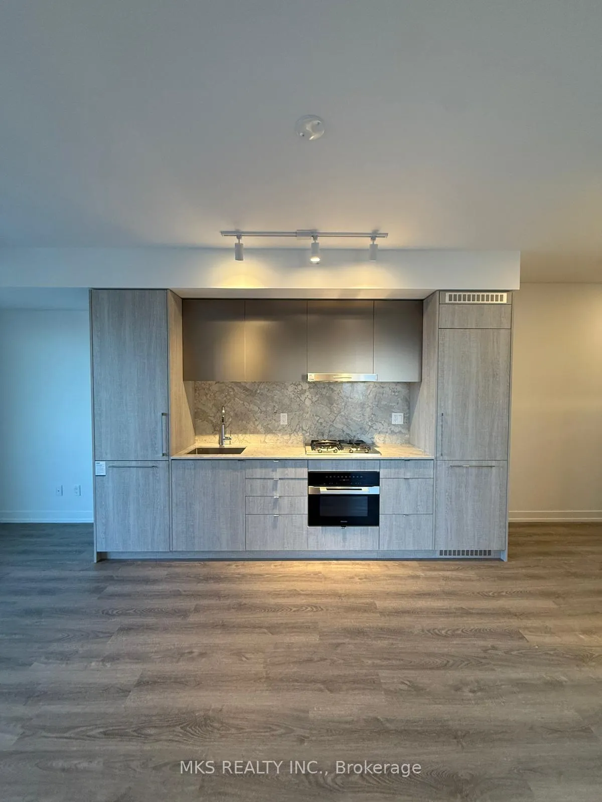 Photo 11 of Unit 1808, 771 Yonge Street, Toronto, The Annex — HOMEH