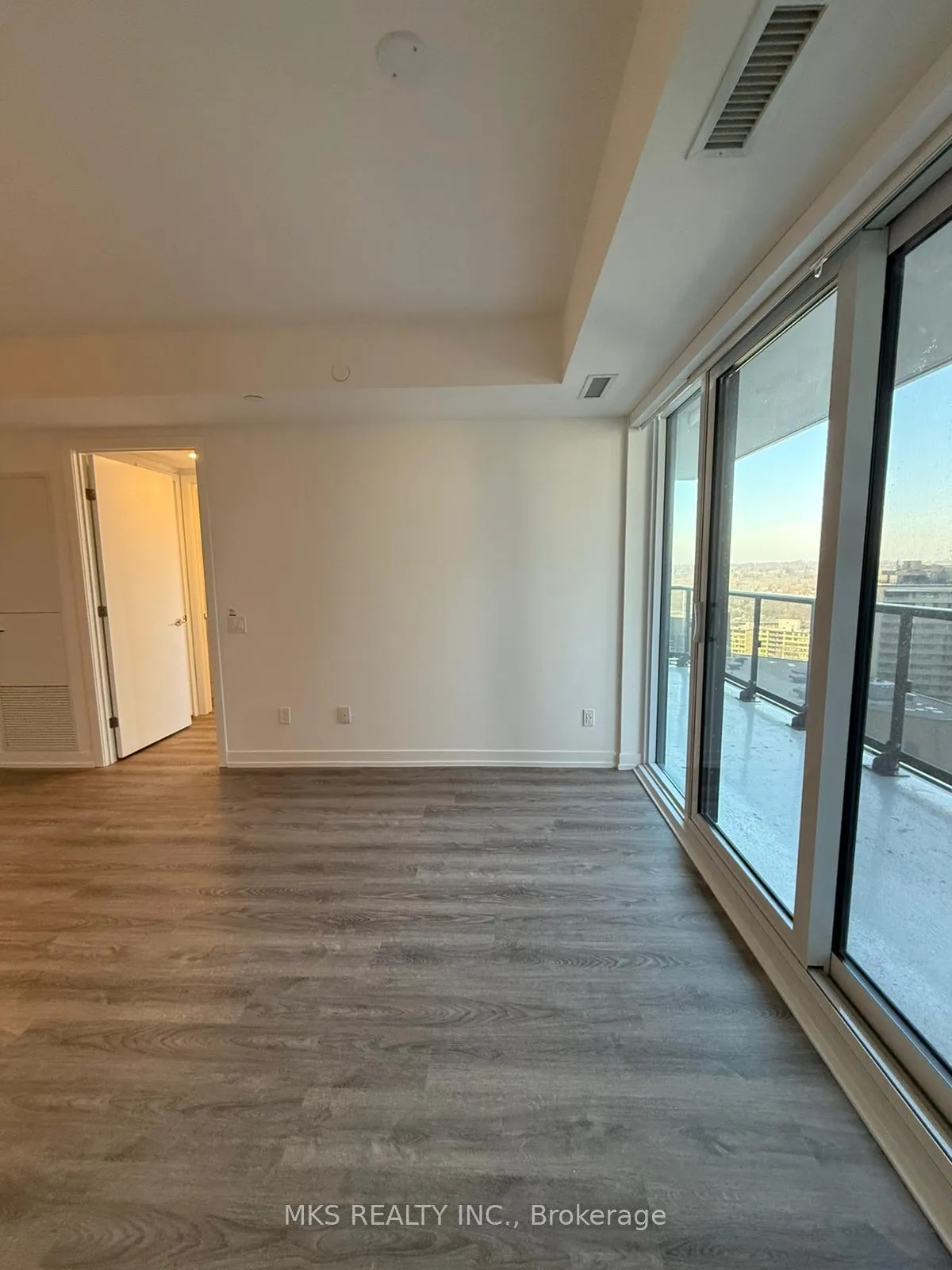 Photo 12 of Unit 1808, 771 Yonge Street, Toronto, The Annex — HOMEH