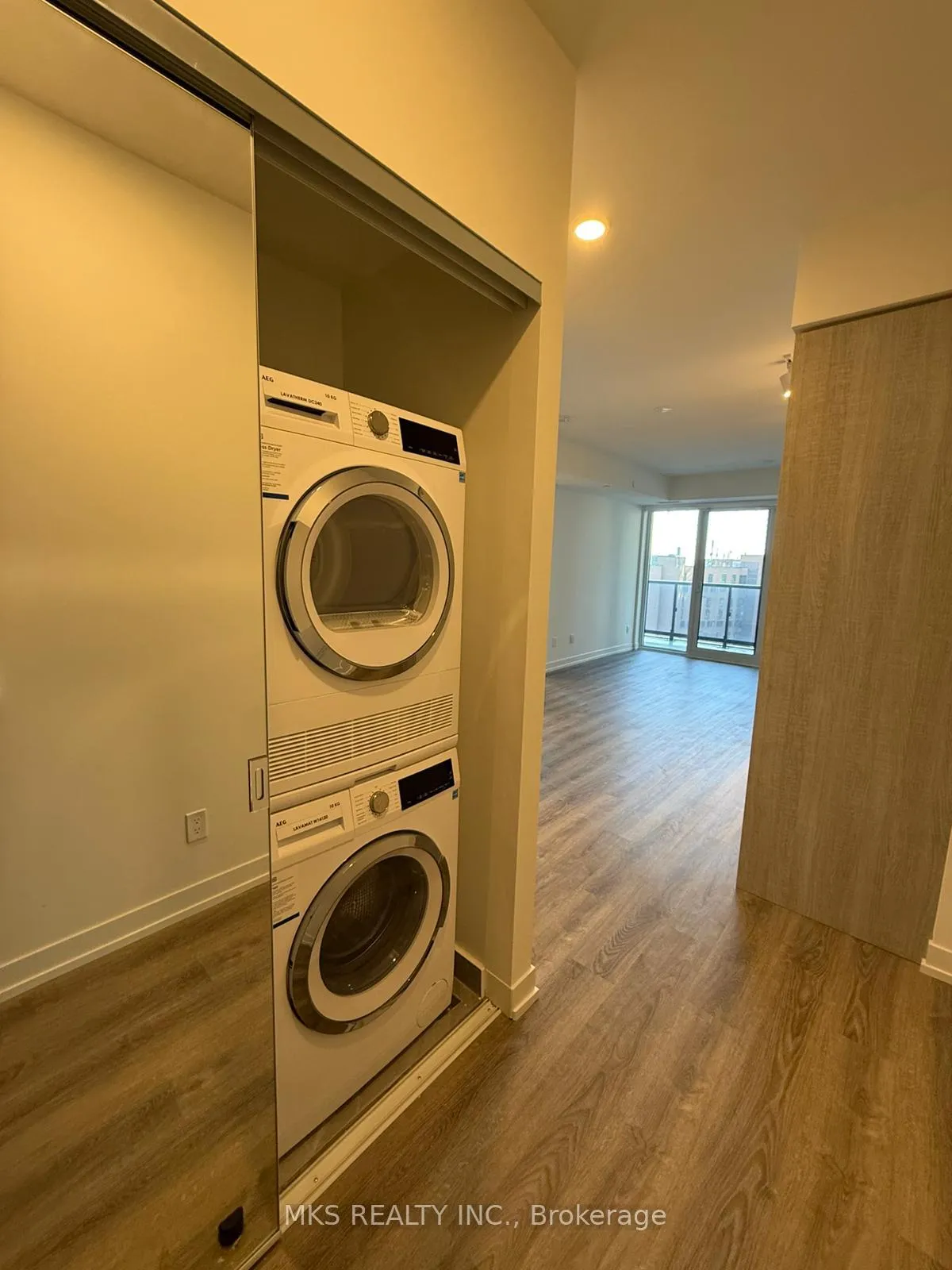 Photo 19 of Unit 1808, 771 Yonge Street, Toronto, The Annex — HOMEH