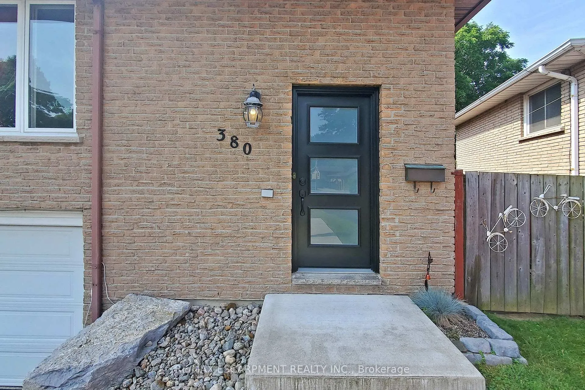 Photo 3 of 380 Magnolia Drive, Hamilton, Fessenden — HOMEH