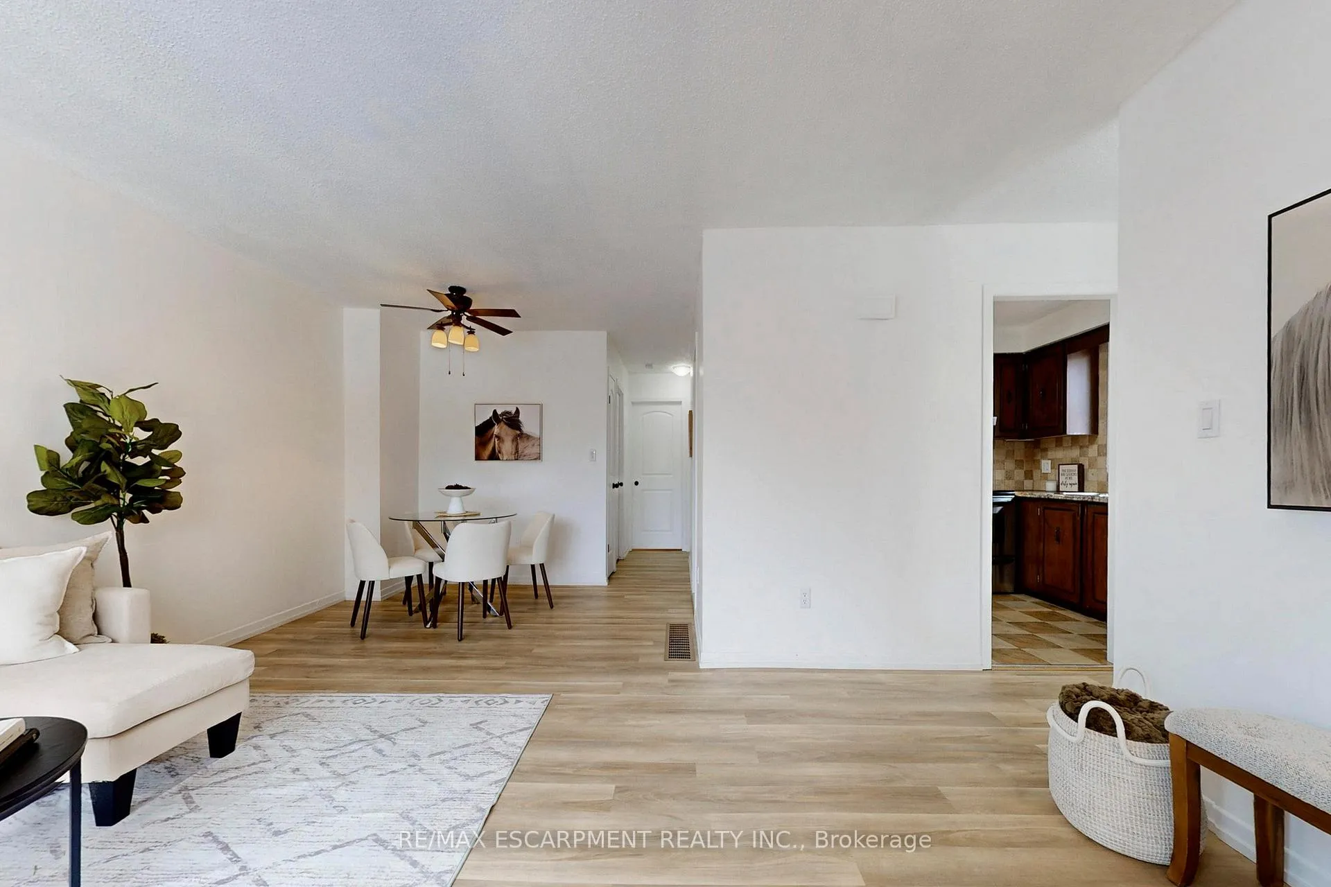 Photo 7 of 380 Magnolia Drive, Hamilton, Fessenden — HOMEH
