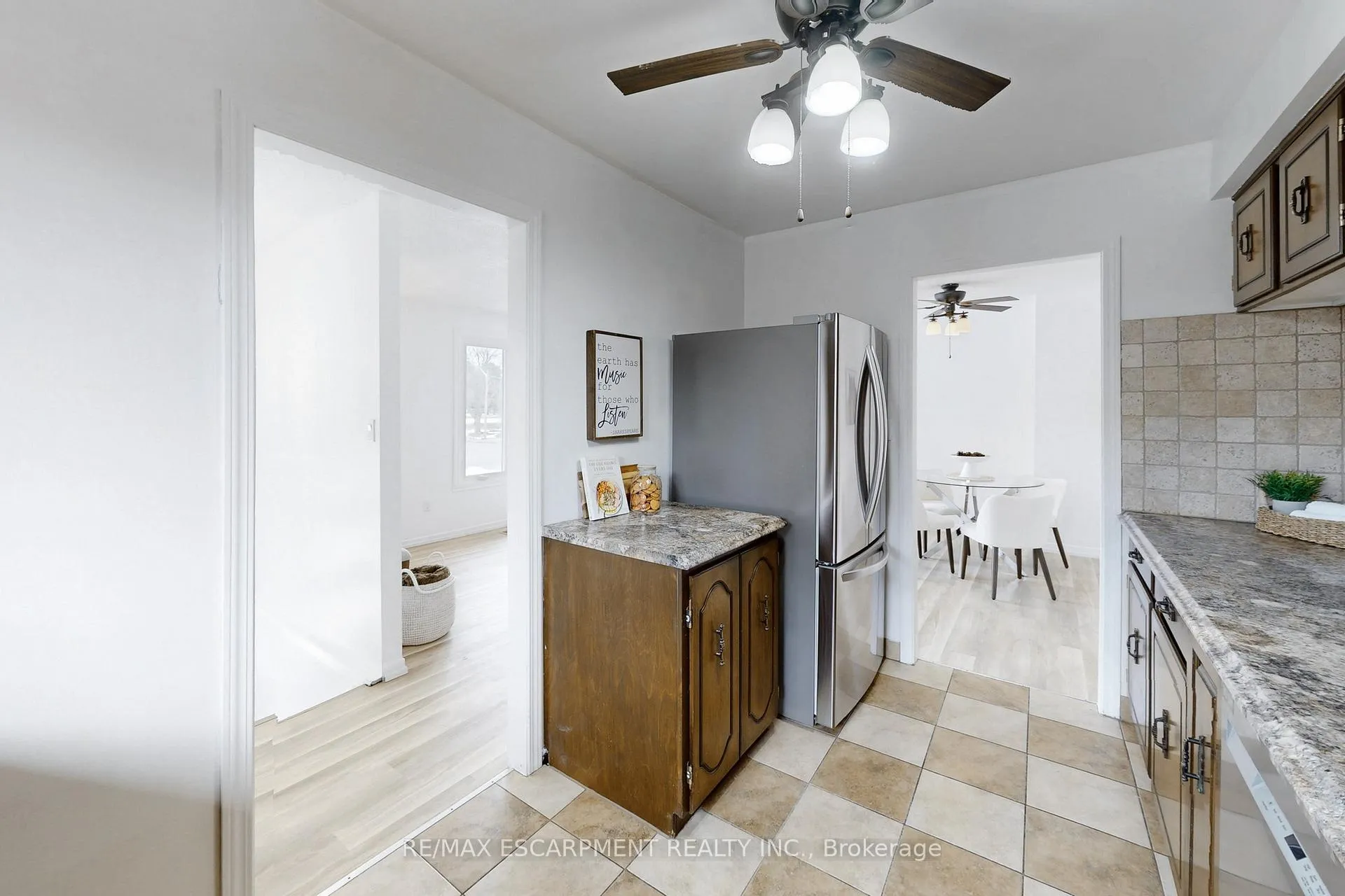 Photo 14 of 380 Magnolia Drive, Hamilton, Fessenden — HOMEH
