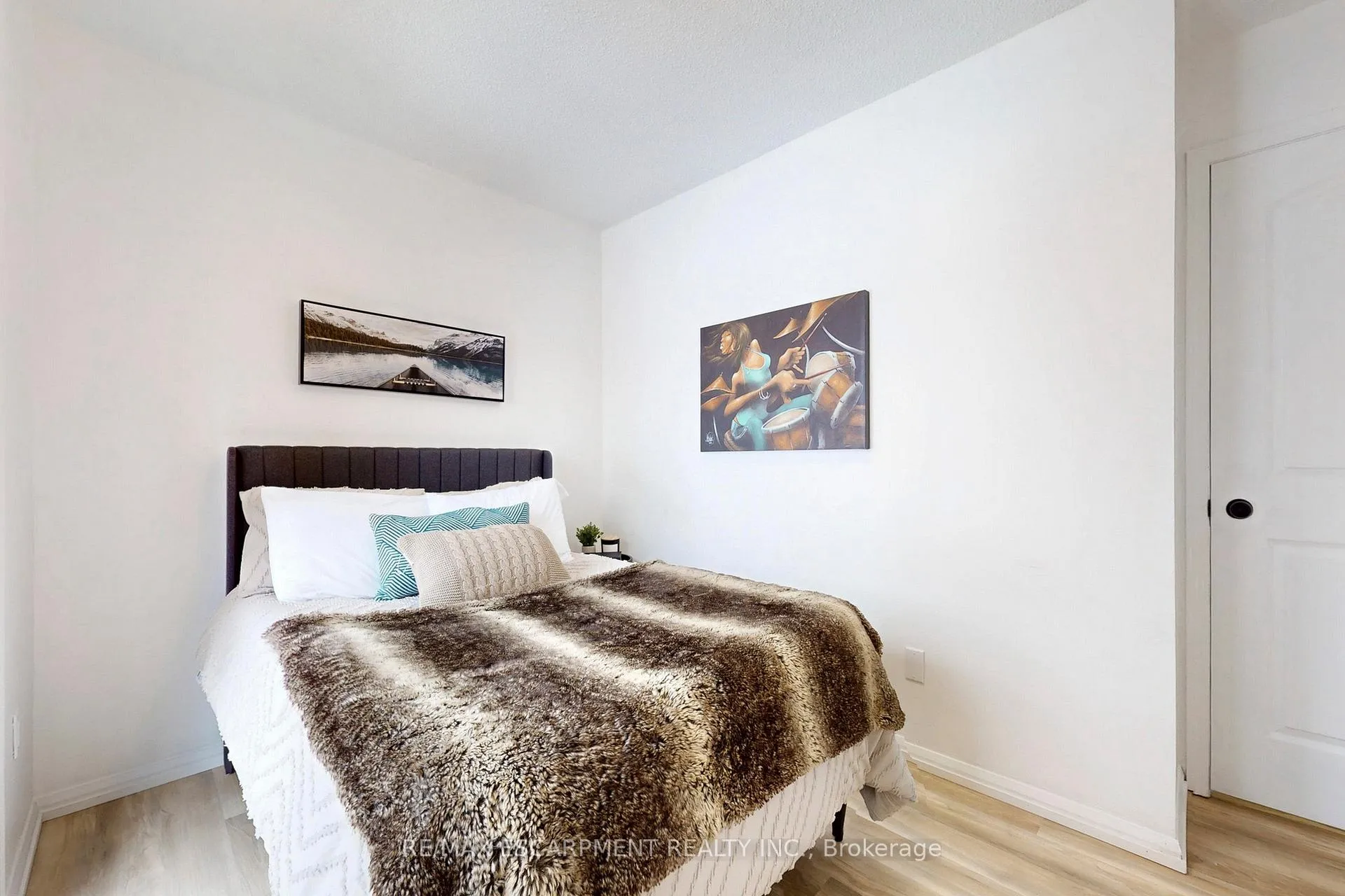 Photo 18 of 380 Magnolia Drive, Hamilton, Fessenden — HOMEH