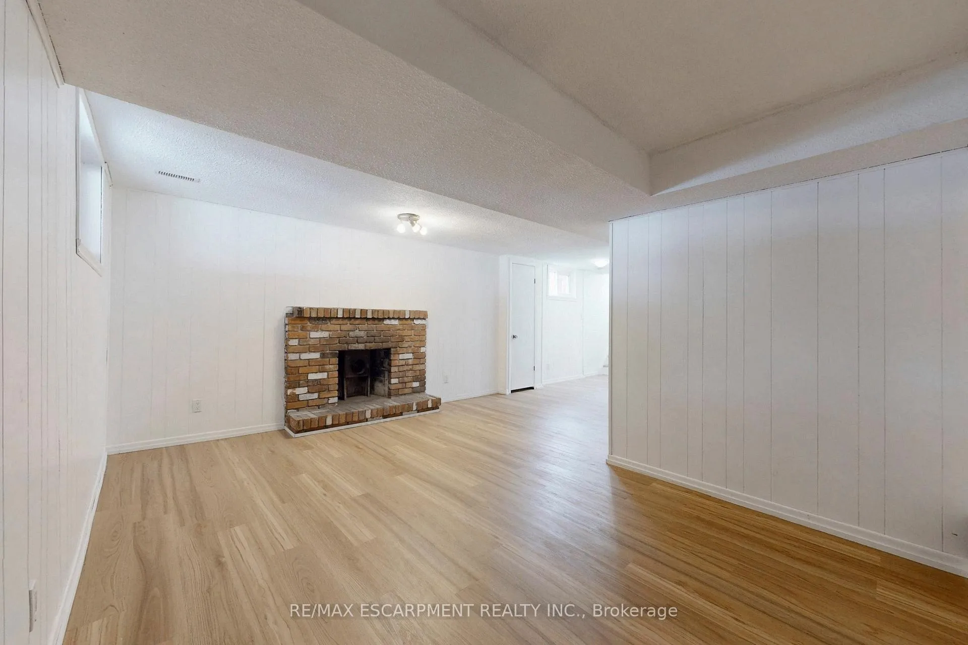Photo 25 of 380 Magnolia Drive, Hamilton, Fessenden — HOMEH