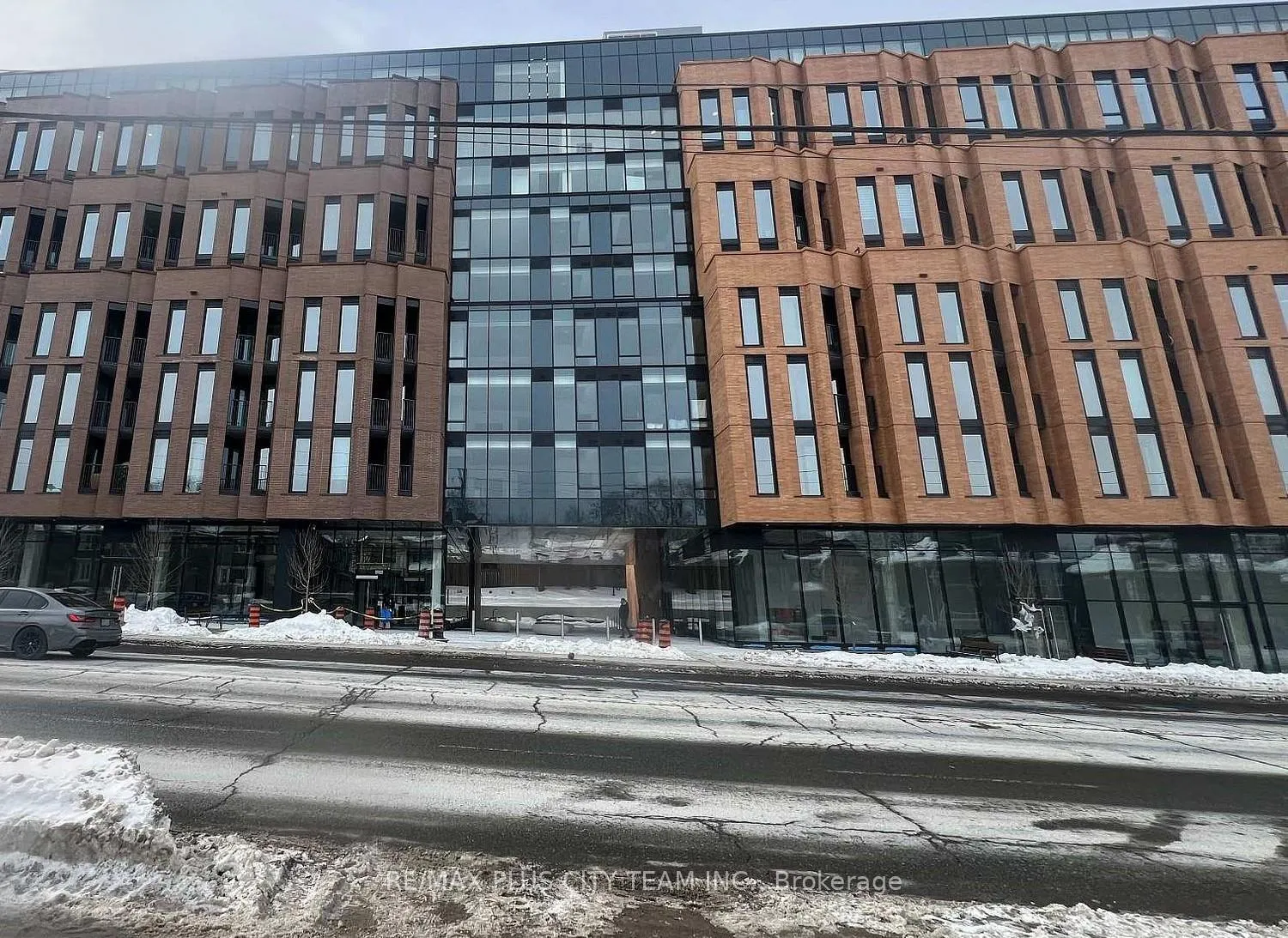 Photo 1 of Unit 301, 1720 Bayview Avenue, Toronto, Mount Pleasant East — HOMEH