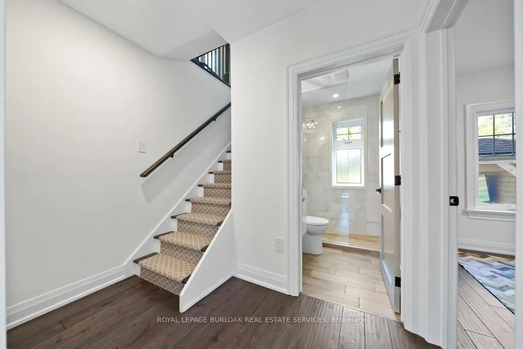 Photo 18 of 321 Guelph Line, Burlington, Roseland — HOMEH