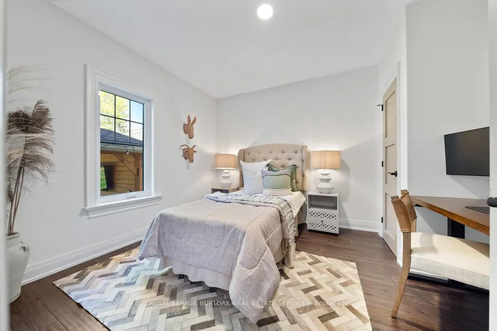 Photo 19 of 321 Guelph Line, Burlington, Roseland — HOMEH