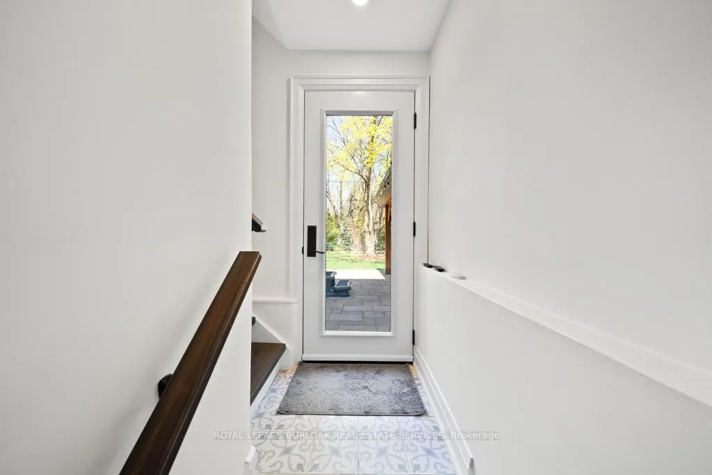 Photo 30 of 321 Guelph Line, Burlington, Roseland — HOMEH