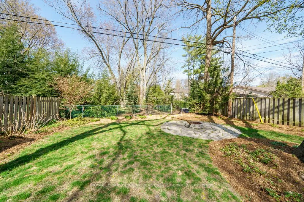 Photo 40 of 321 Guelph Line, Burlington, Roseland — HOMEH