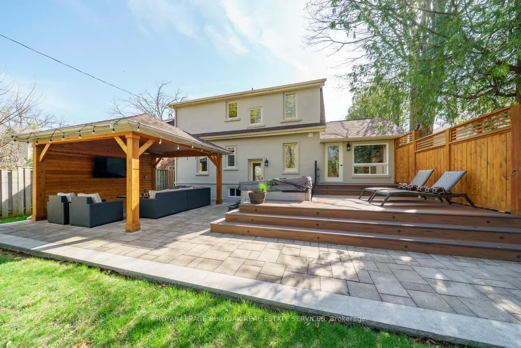 Photo 42 of 321 Guelph Line, Burlington, Roseland — HOMEH