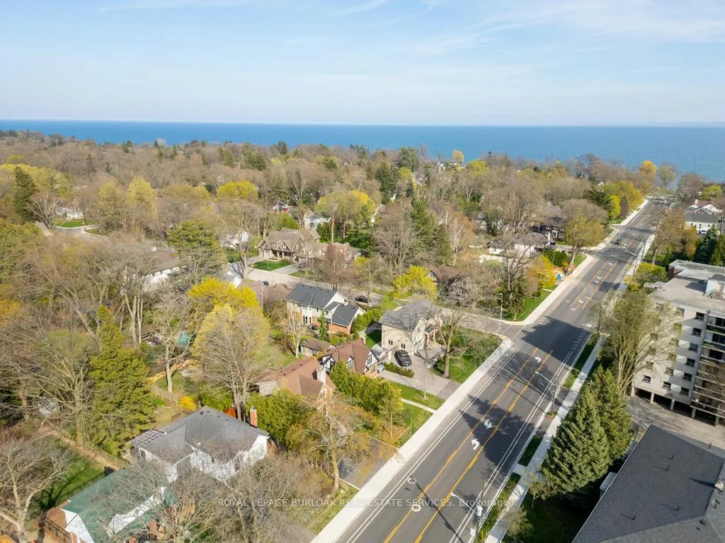 Photo 47 of 321 Guelph Line, Burlington, Roseland — HOMEH