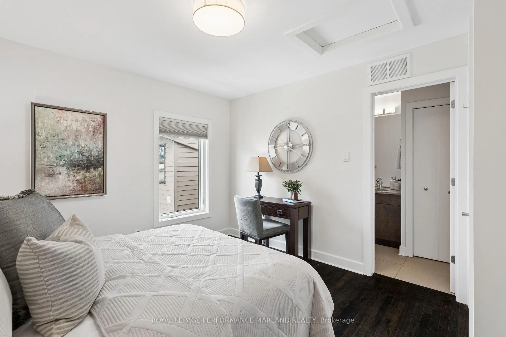 Photo 22 of 1097 North River Road, Ottawa, Overbrook — HOMEH