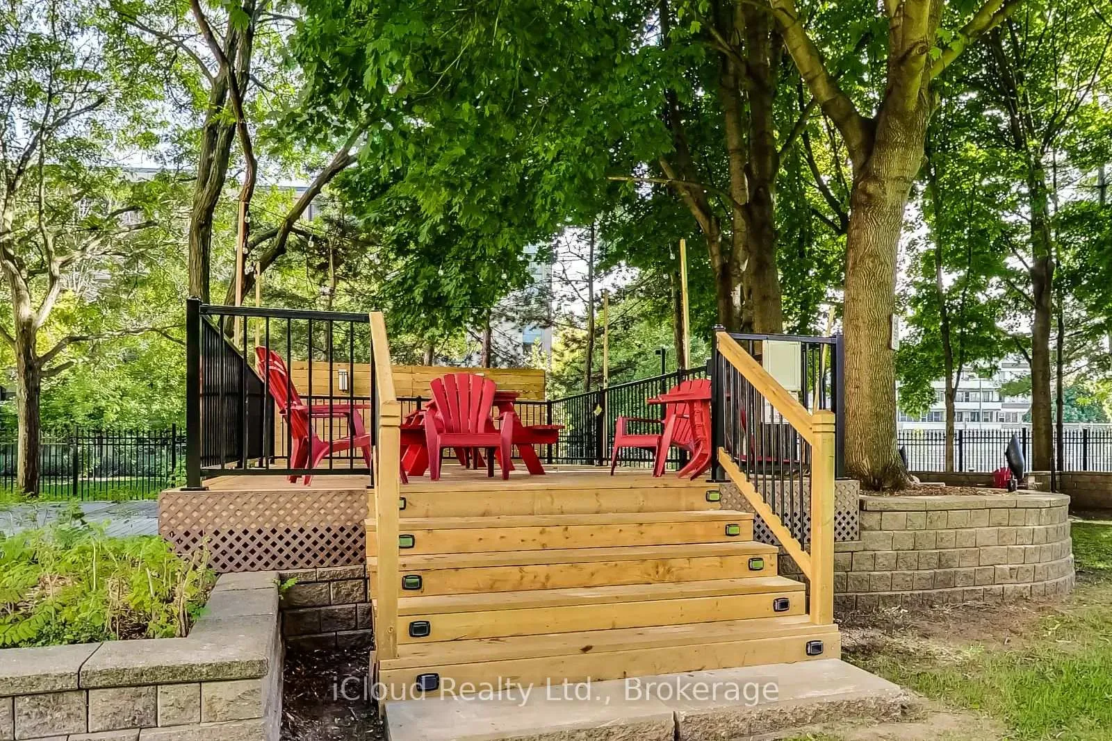 Photo 3 of Unit 912, 21 Overlea Boulevard, Toronto, Thorncliffe Park — HOMEH