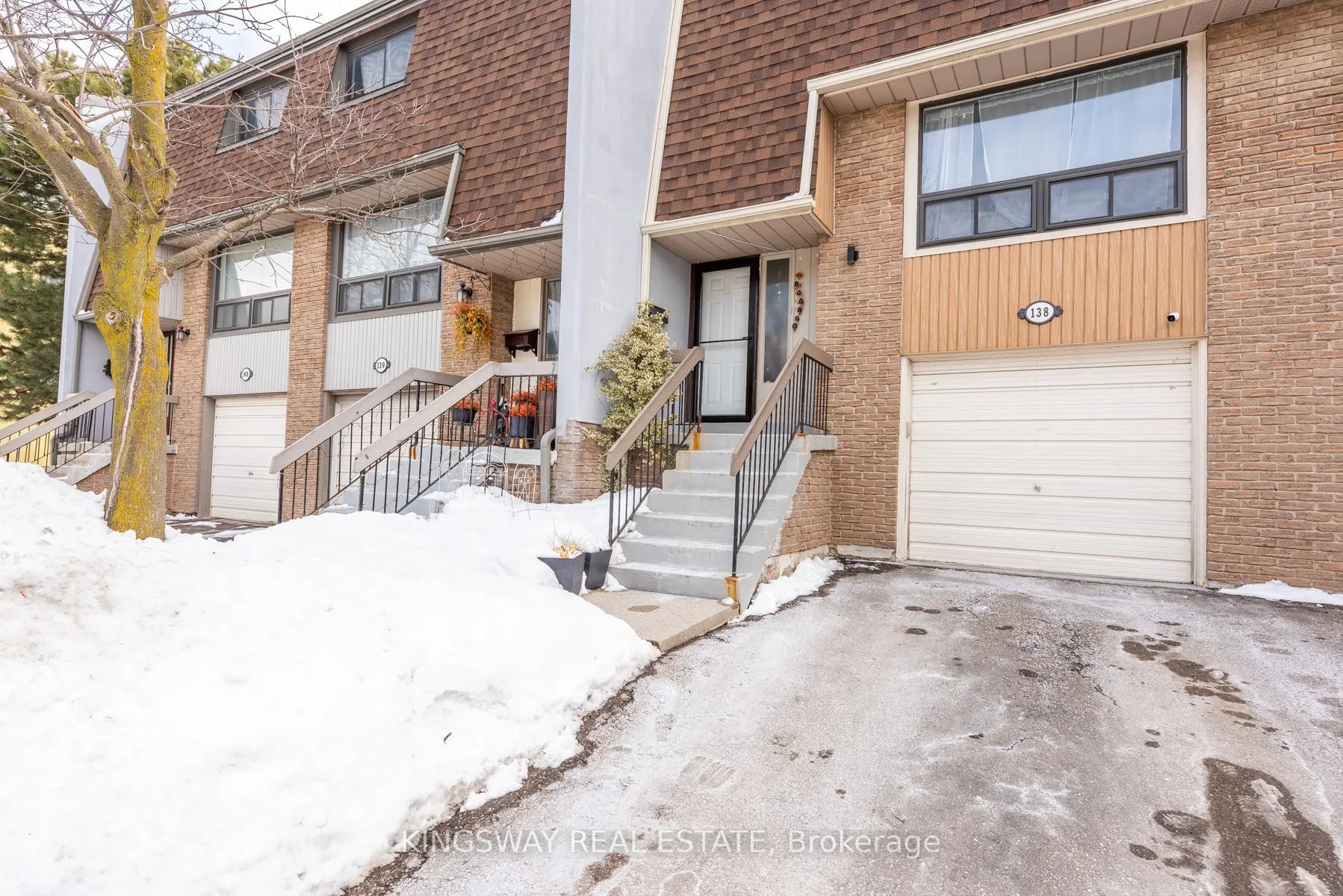 Photo 1 of 138 Ashton Crescent N, Brampton, Central Park — HOMEH