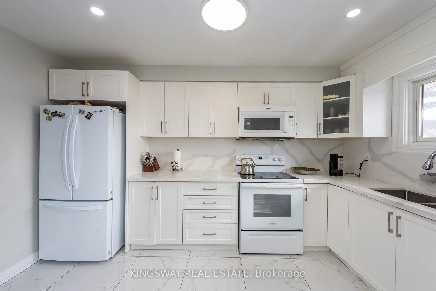 Photo 13 of 138 Ashton Crescent N, Brampton, Central Park — HOMEH