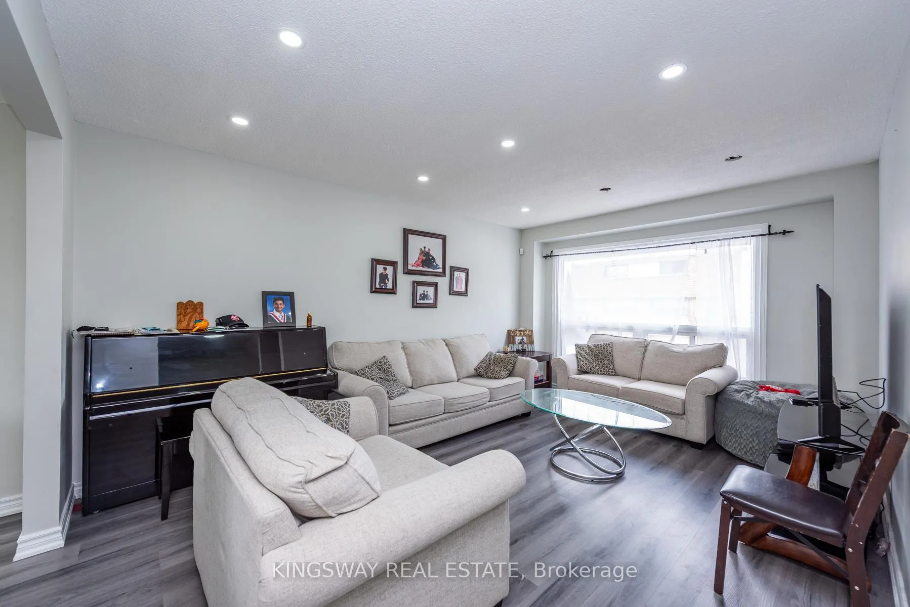 Photo 16 of 138 Ashton Crescent N, Brampton, Central Park — HOMEH