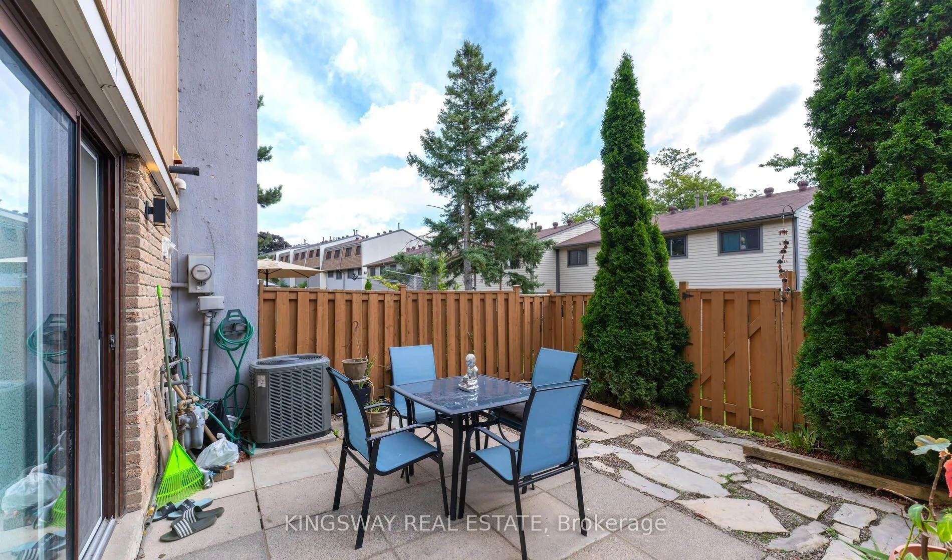 Photo 37 of 138 Ashton Crescent N, Brampton, Central Park — HOMEH