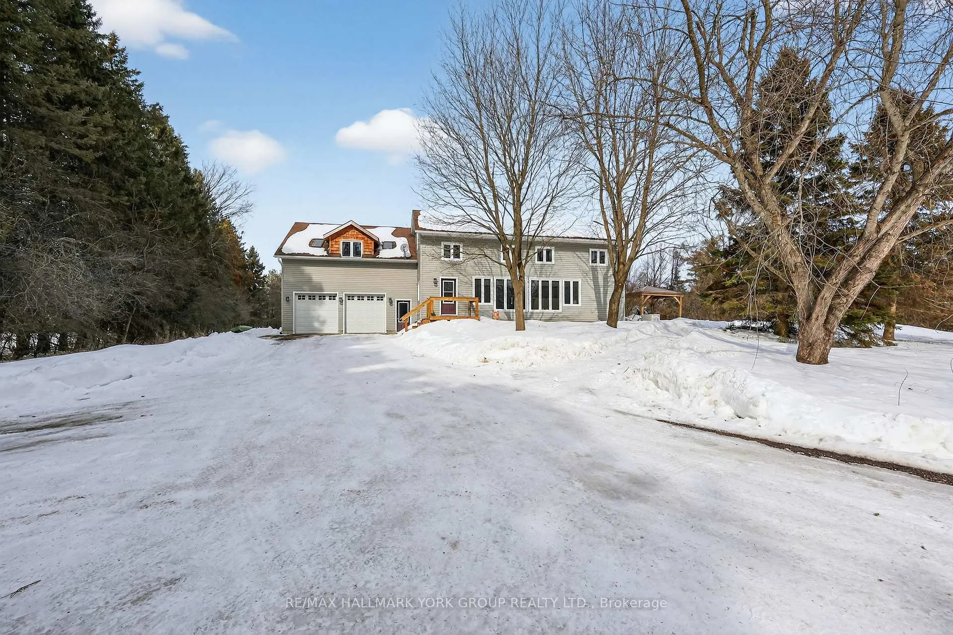 Front of 5768 Smith Boulevard