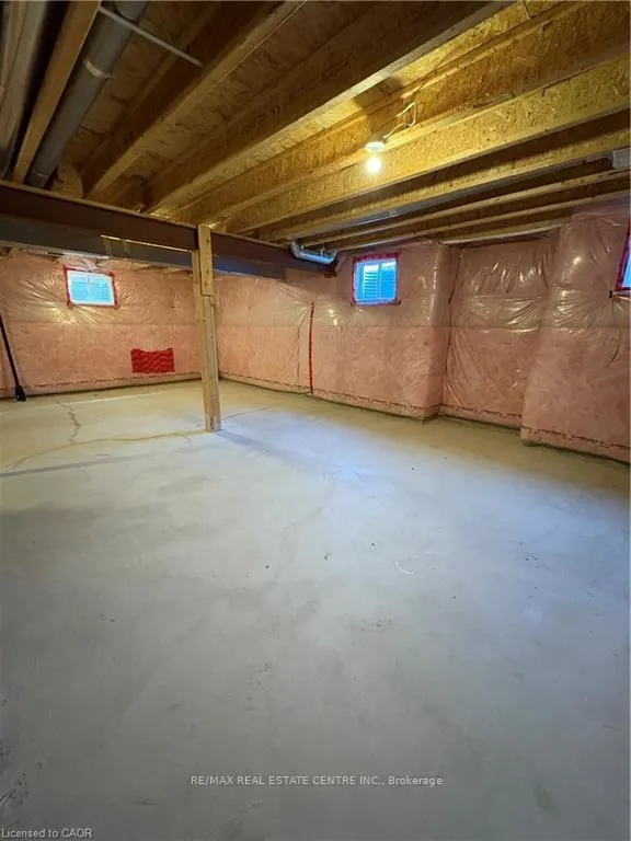 Photo 27 of 50 Shoreacres Drive, Kitchener, Rosenburg — HOMEH