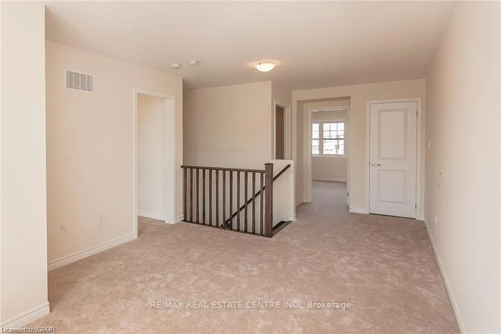 Photo 39 of 50 Shoreacres Drive, Kitchener, Rosenburg — HOMEH