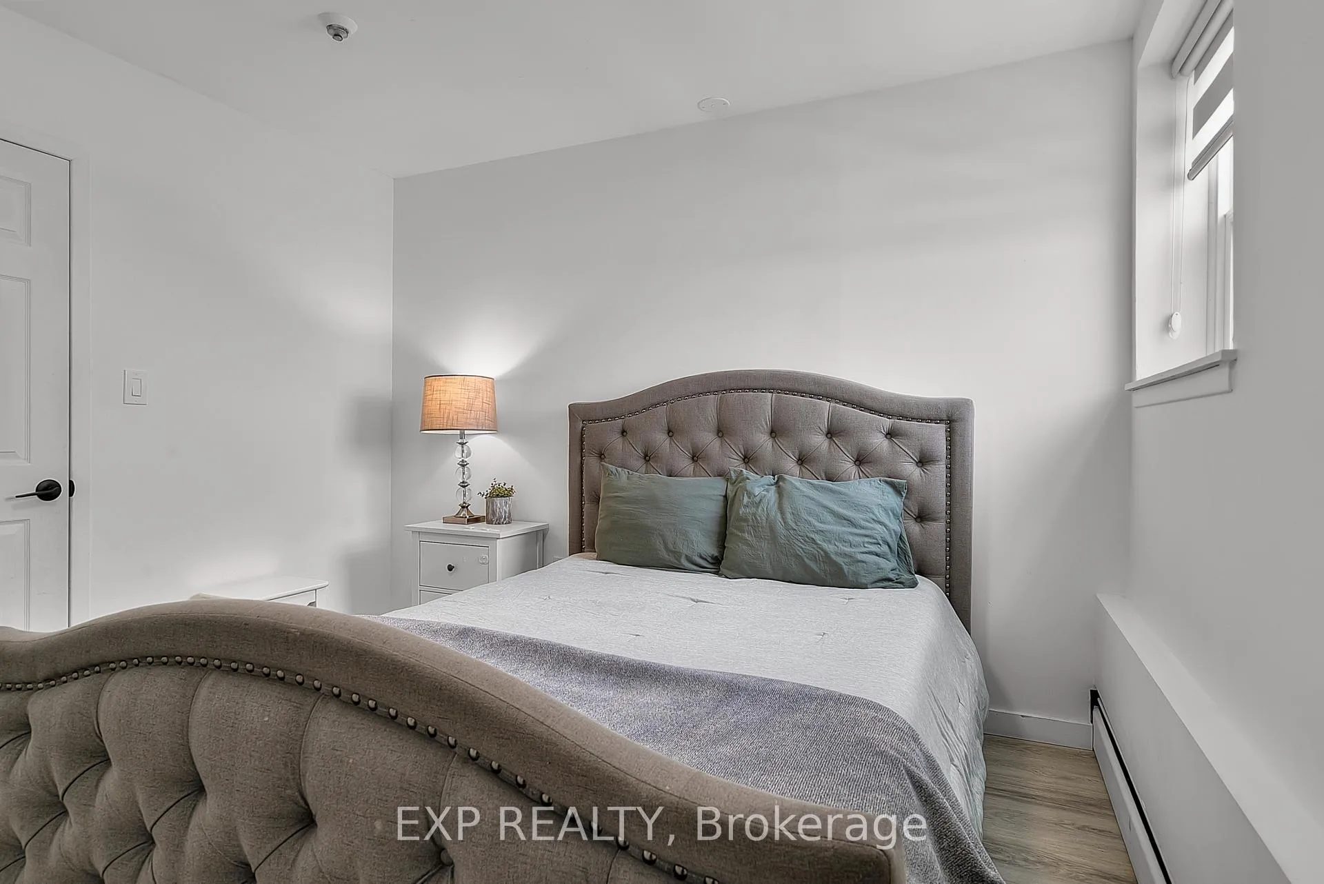 Photo 9 of Unit 1, 4595 Queen Street, Niagara Falls, Downtown — HOMEH