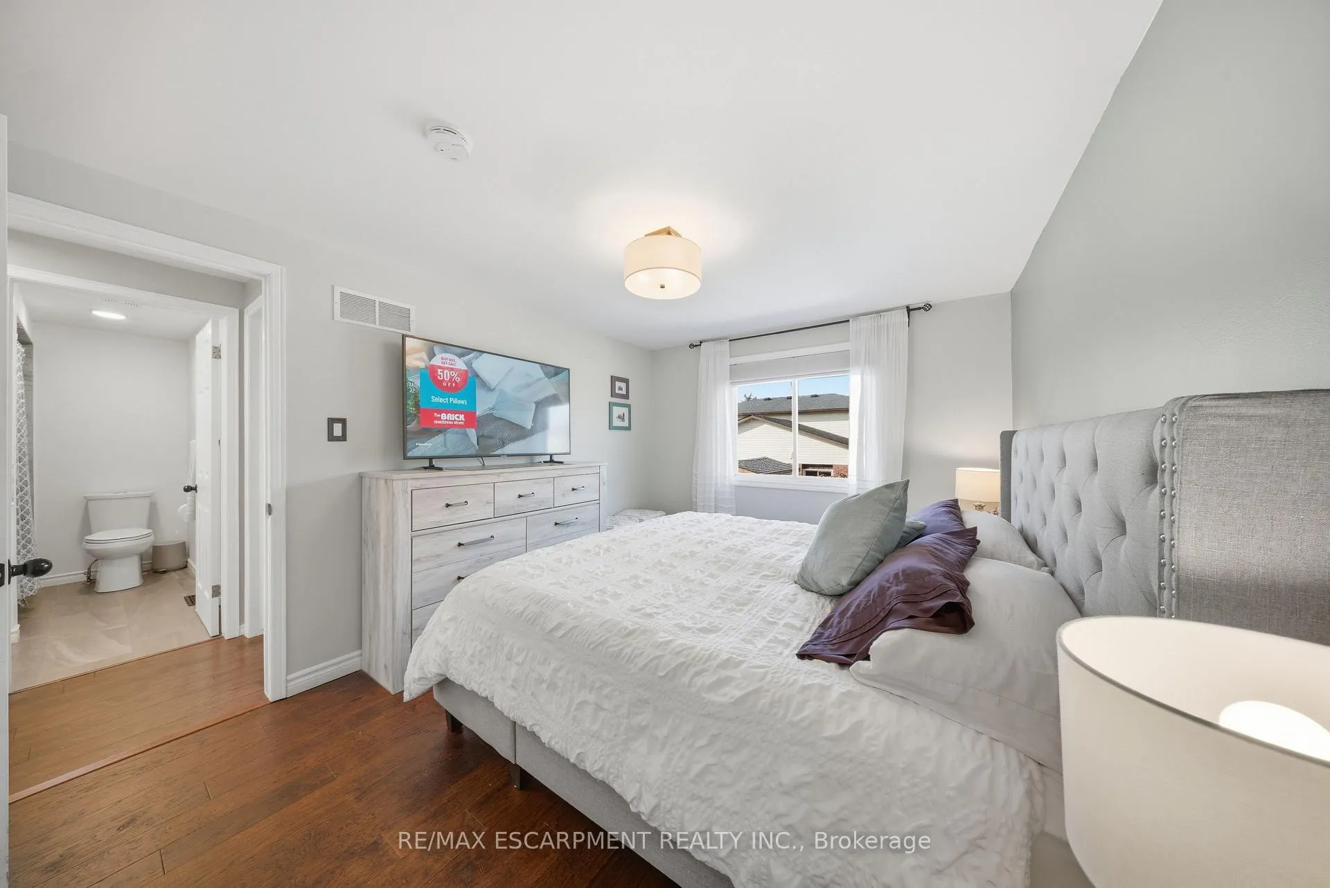 Photo 20 of 70 Athenia Drive, Hamilton, Stoney Creek Mountain — HOMEH
