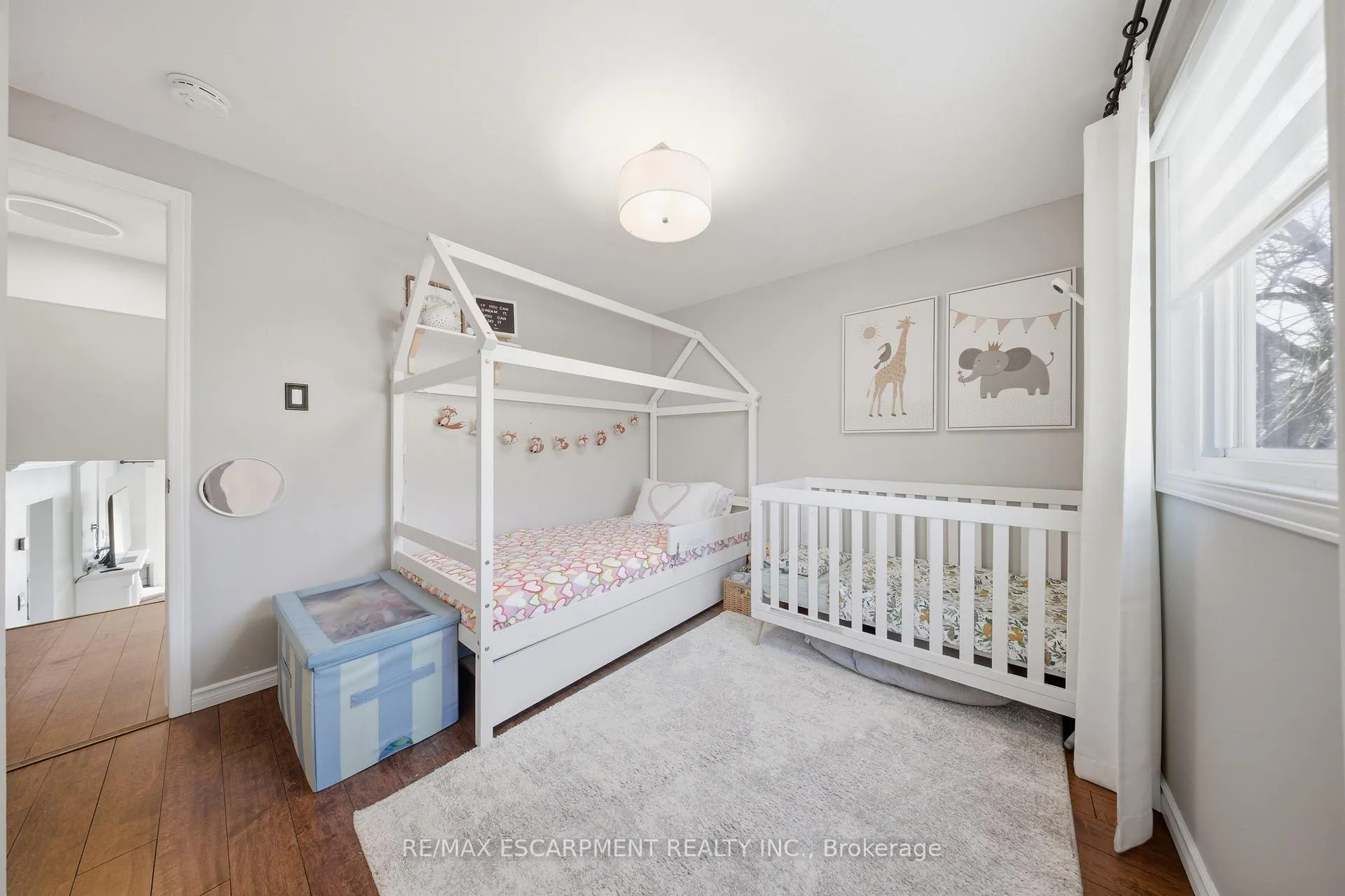 Photo 23 of 70 Athenia Drive, Hamilton, Stoney Creek Mountain — HOMEH