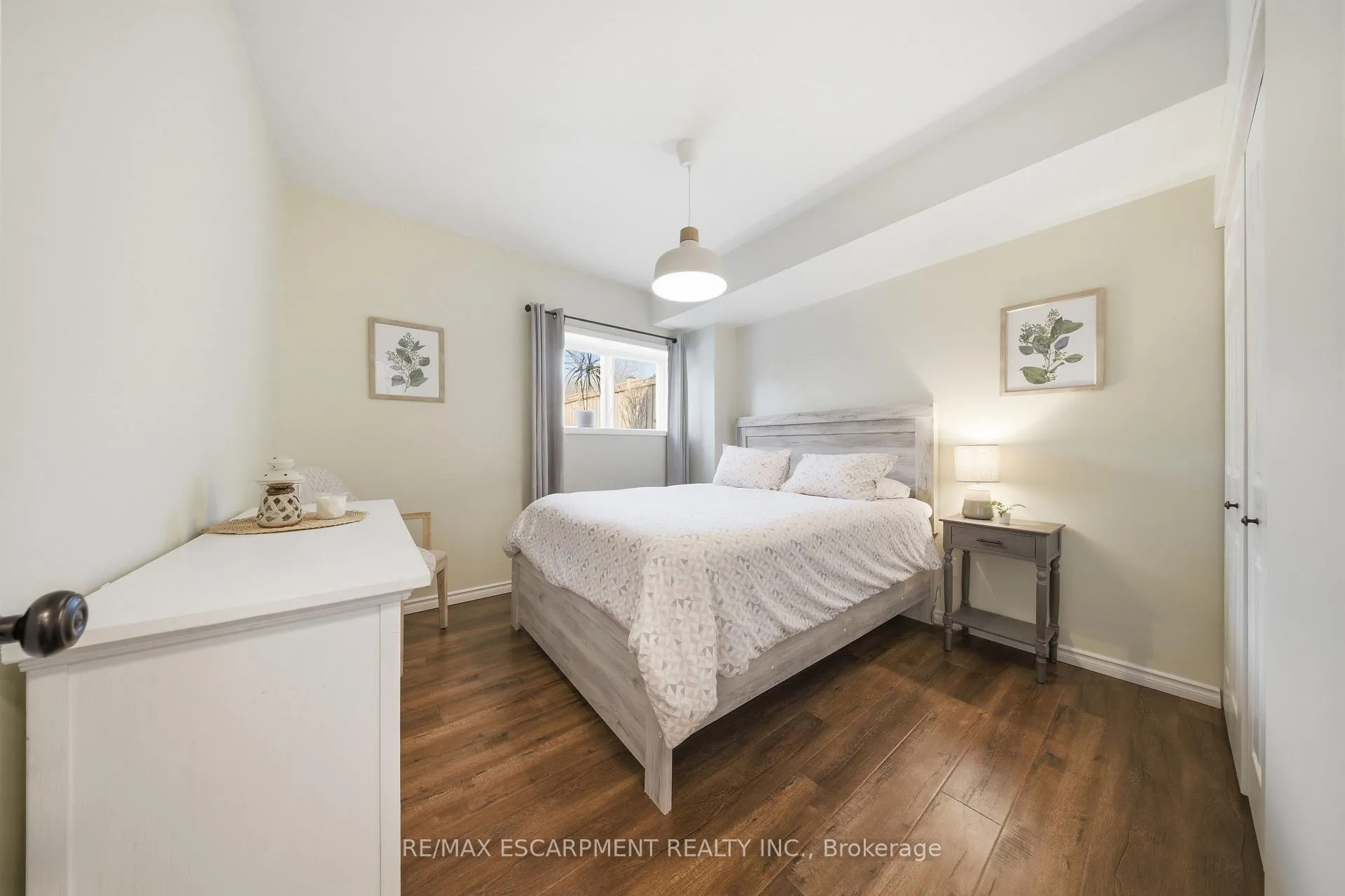 Photo 24 of 70 Athenia Drive, Hamilton, Stoney Creek Mountain — HOMEH