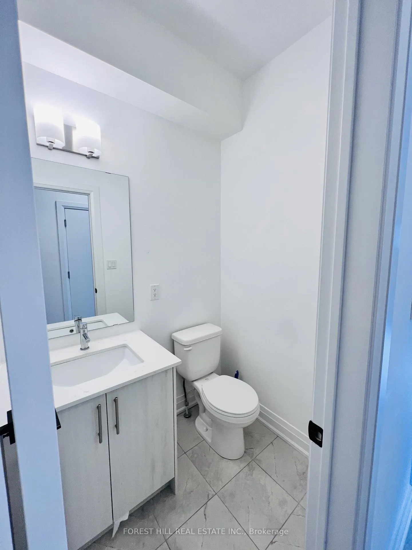 Photo 6 of 149 Gateland Drive, Barrie, Painswick South — HOMEH