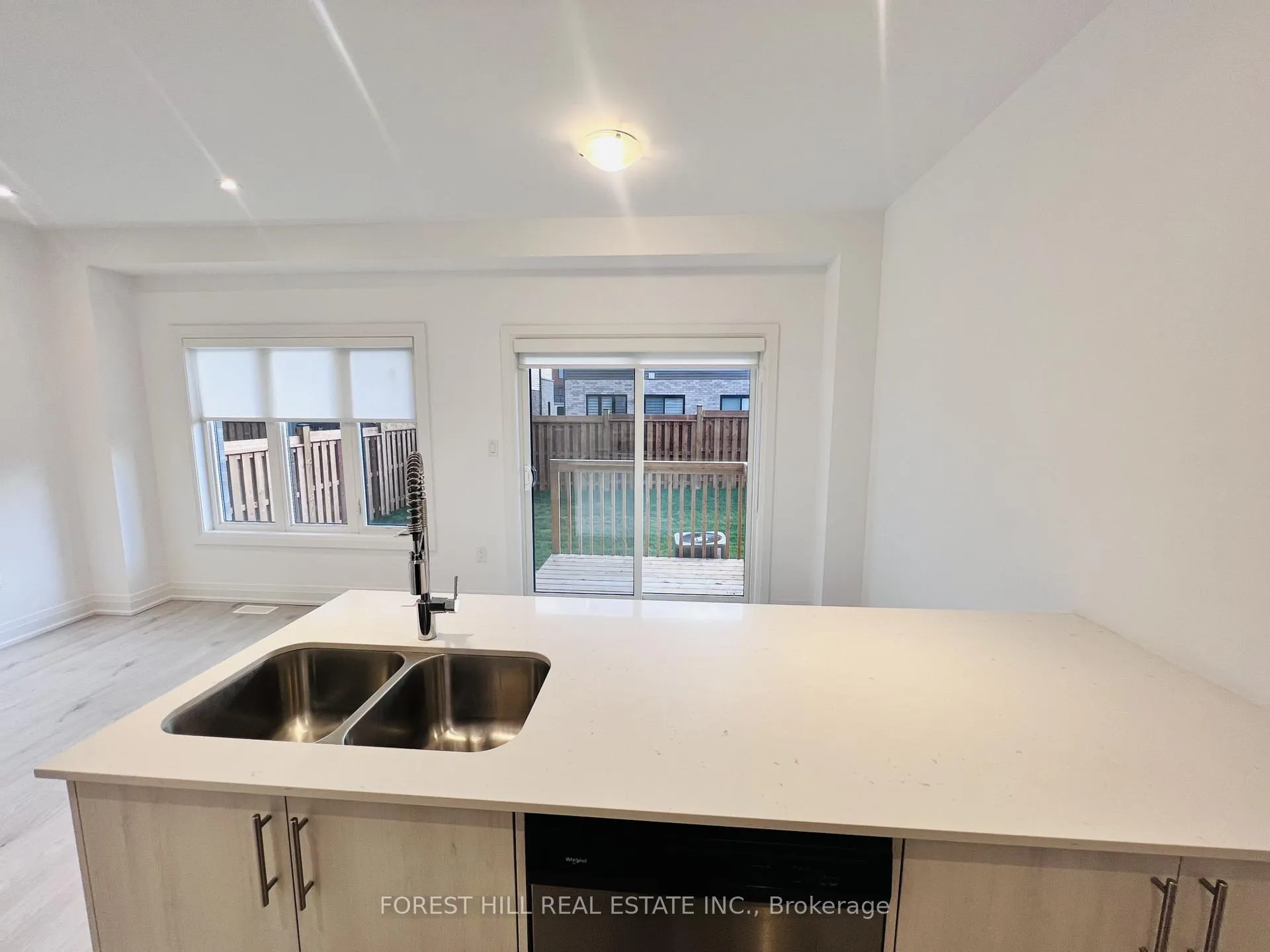 Photo 12 of 149 Gateland Drive, Barrie, Painswick South — HOMEH