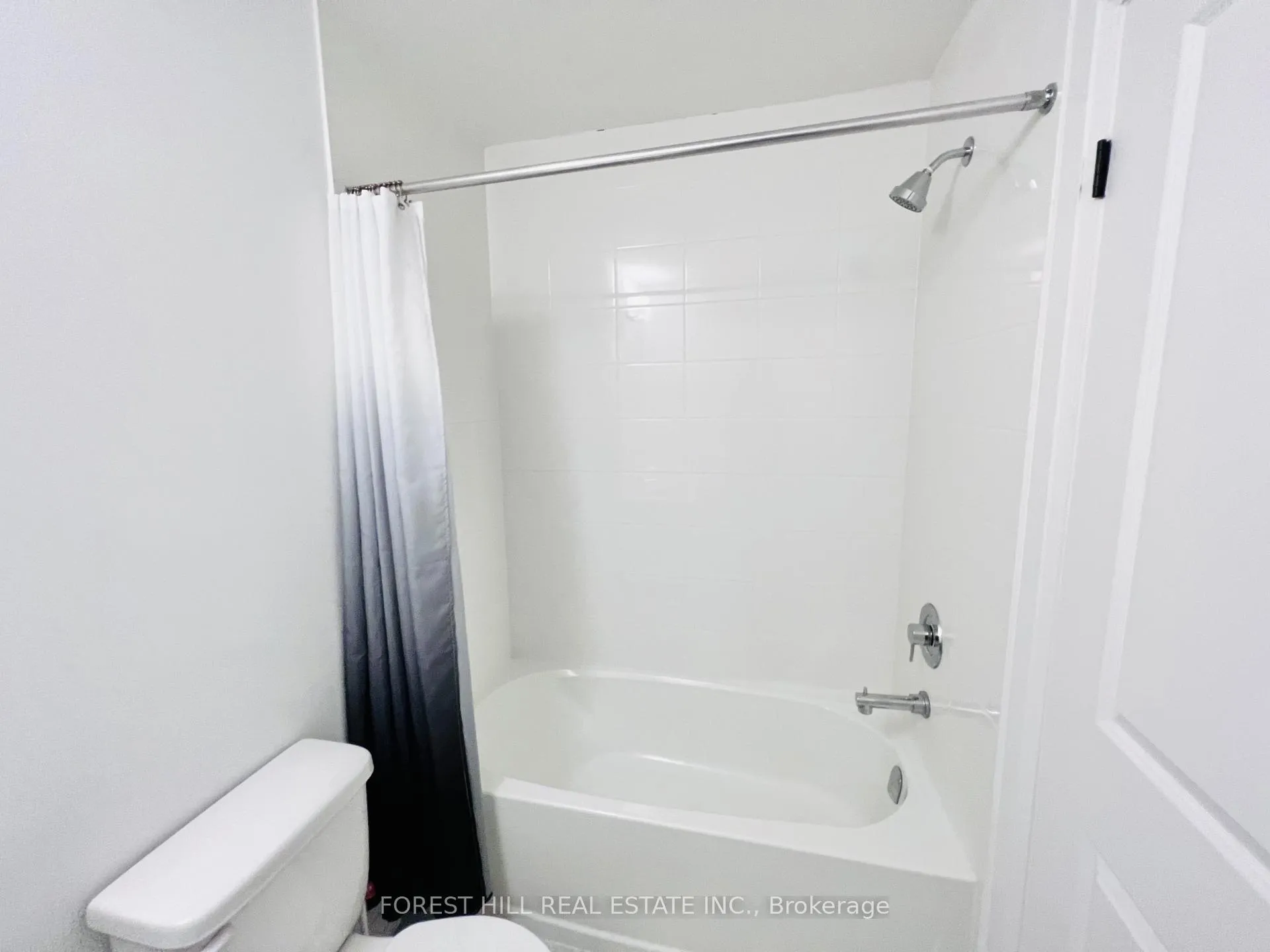 Photo 23 of 149 Gateland Drive, Barrie, Painswick South — HOMEH
